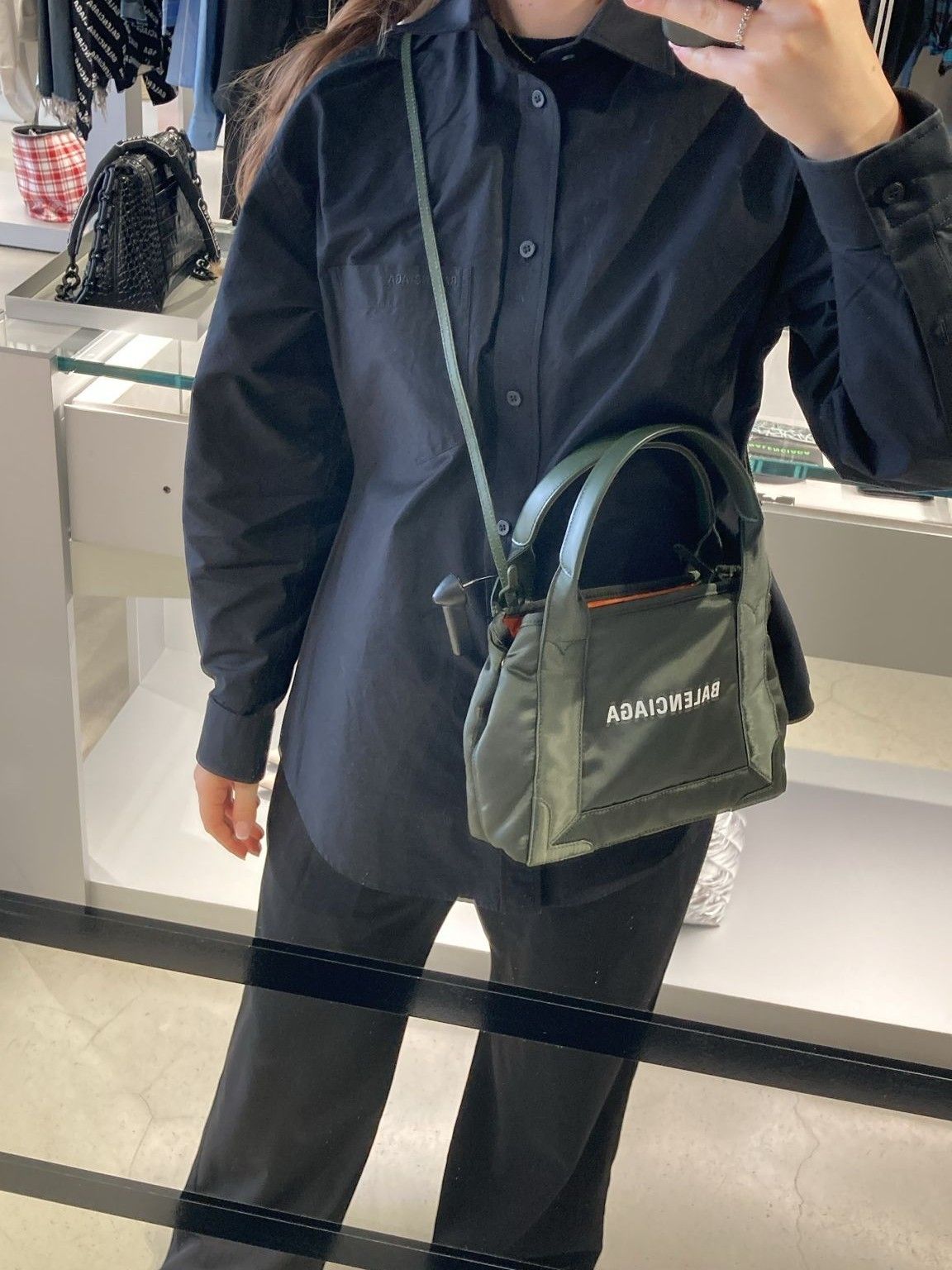 直営Outlet買付 BALENCIAGA☆NAVY CABAS ネイビーカバ トート XS 直営Outlet買付 BALENCIAGA☆NAVY CABAS ネイビーカバ トート XS