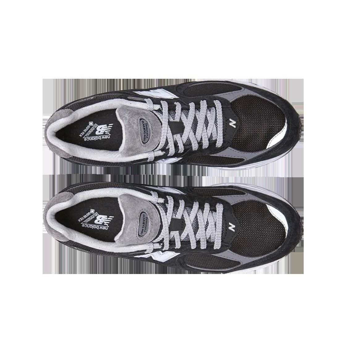 【New Balance】★男女兼用★2002年ビンテージスニーカー ☆即売切れ☆》☆New Balance☆M2002RNM☆Gray (New Balance