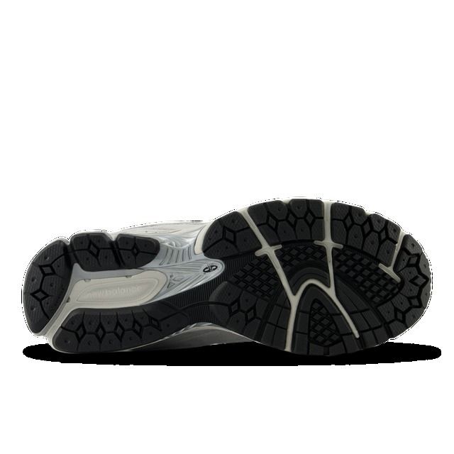 ☆New Balance☆男性☆韓国人気☆入手困難☆M2002RFH☆ (New