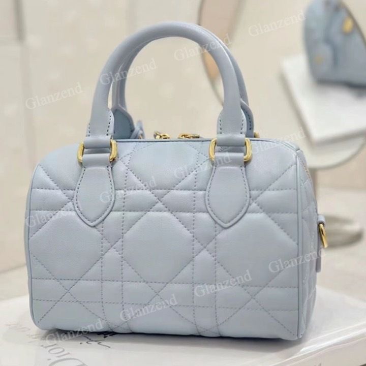 優美☆【DIOR】Dior Groove 20 バッグ スモール Dior Groove 20 Bag Natural Dior Oblique Jacquard | DIOR