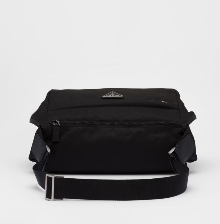 ショルダーもウエストにも☆PRADA☆Re-Nylon/サフィアーノレザー ショルダーもウエストにも☆PRADA☆Re-Nylon/サフィアーノレザー
