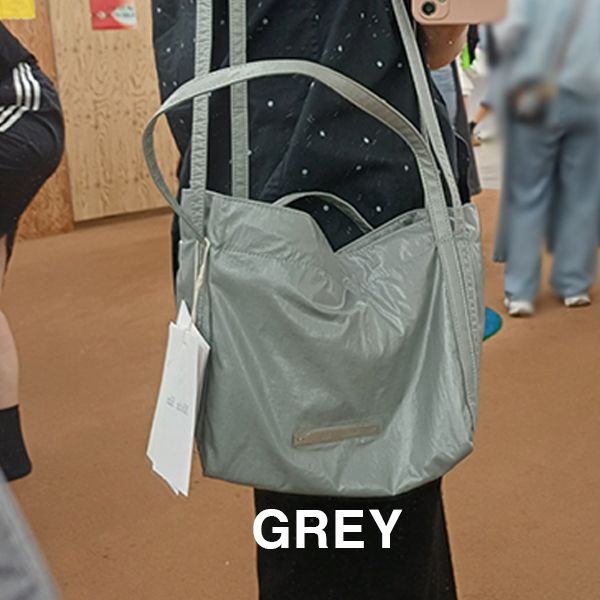 MATIN KIM】GLOSSY TWO WAY MINI BAG☆送料・関税込 (Matin Kim