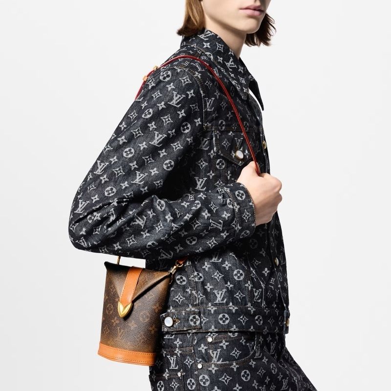 すぐ届く☆Louis Vuitton エンべロップ ポーチ ショルダーバック お洒落メンズへ】Louis Vuitton エンベロップ・ポーチ (Louis