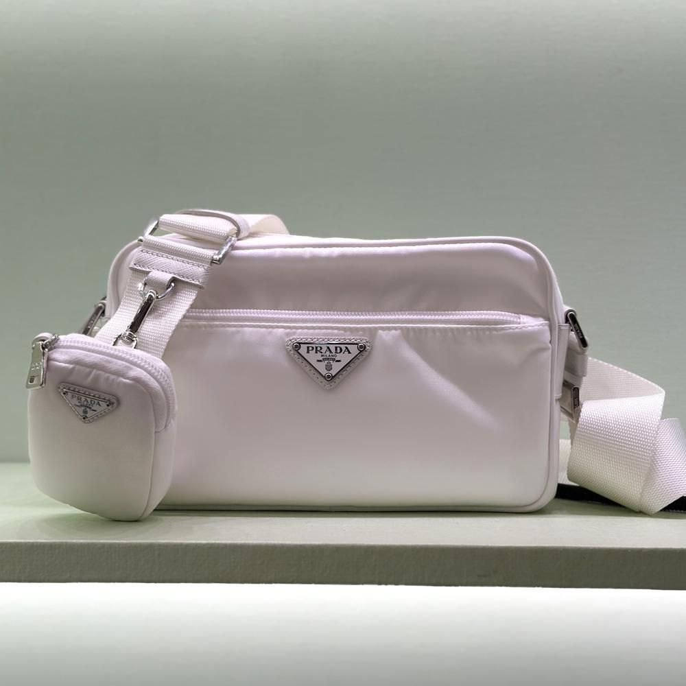 6万取引突破☆UPS速達便【PRADA】1BC167 RV44_ショルダーバッグ