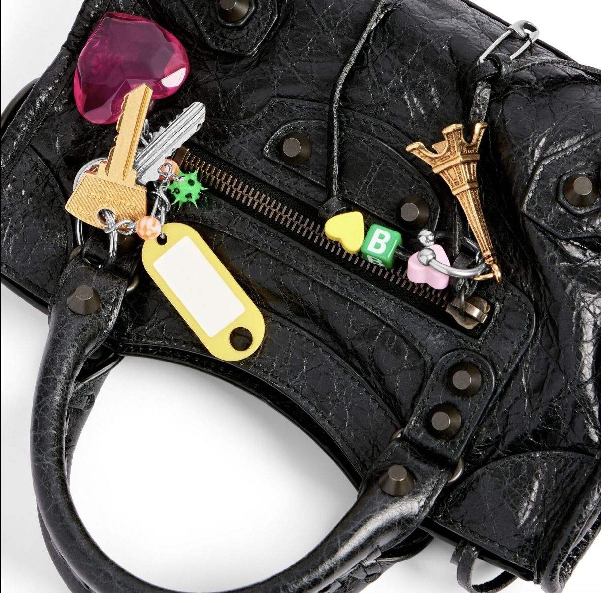 充実の品 BALENCIAGA】LE CITY ミニ バッグ チャーム付き ロゴ 小物