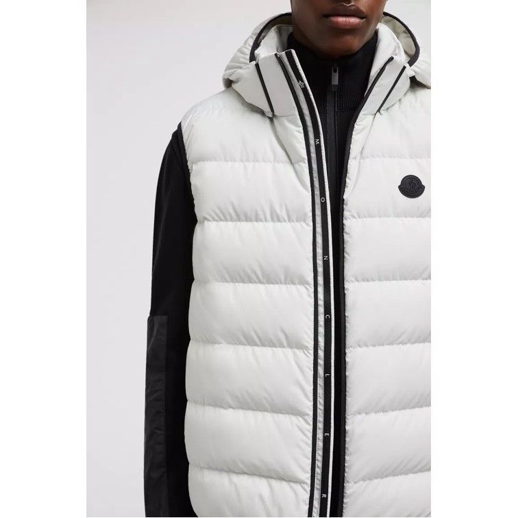 MONCLER】モンクレール Valmasque ダウンベスト 2色 (MONCLER