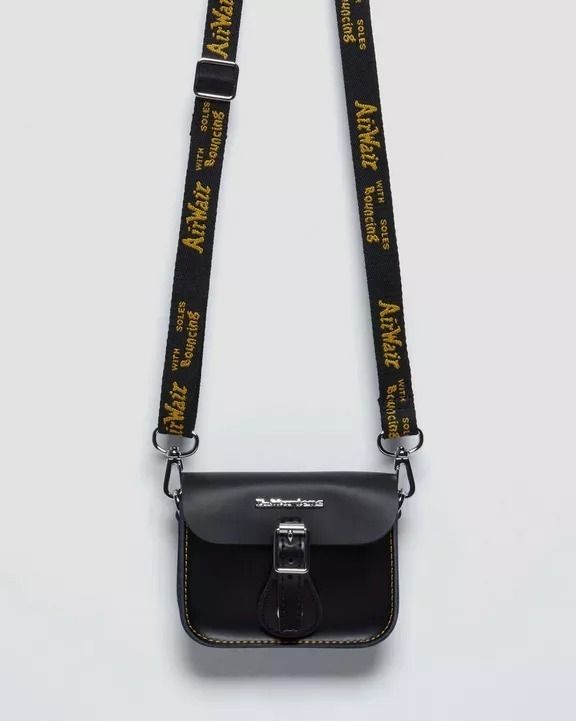Dr.Martens】クラシック 5インチ サッチェルバッグ (Dr.Martens