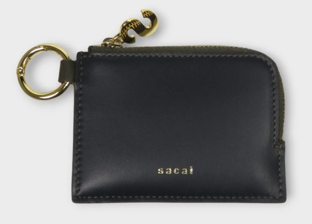 スマートな装いを演出》【sacai】バイカラーキーポーチ (sacai