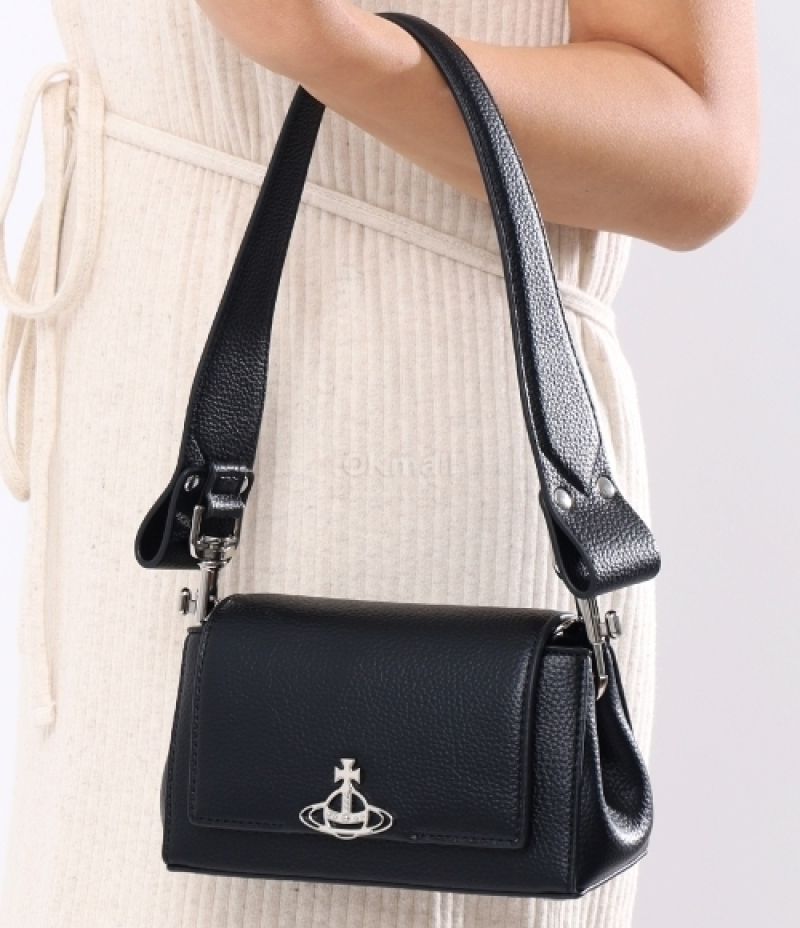 Vivienne Westwood ヴィヴィアンウエストウッド ショルダー