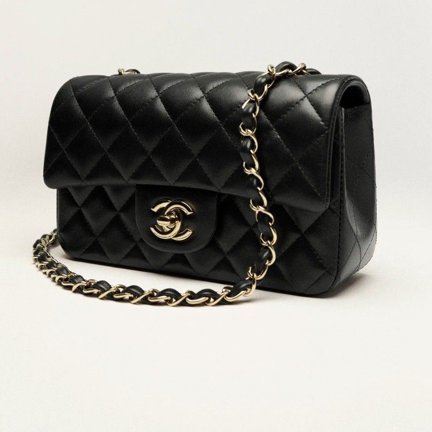 定番★大人気♪【CHANEL】ミニ クラシック ハンドバッグ 直営店/大人気定番♪】CHANEL ミニ クラシック ハンドバッグ