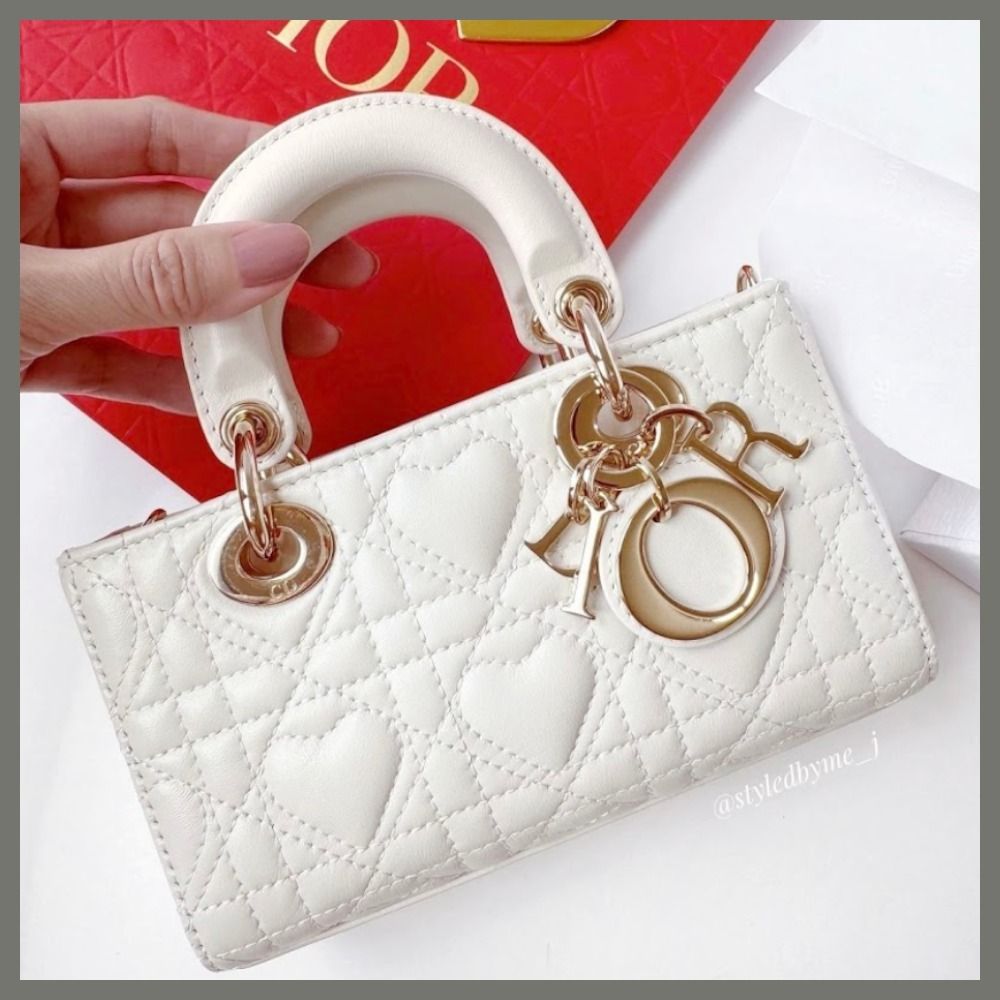 Dior ディオール 可愛い♡ LADY D-JOY マイクロバッグ Lady D-Joy Micro Bag Black Cannage Lambskin | DIOR