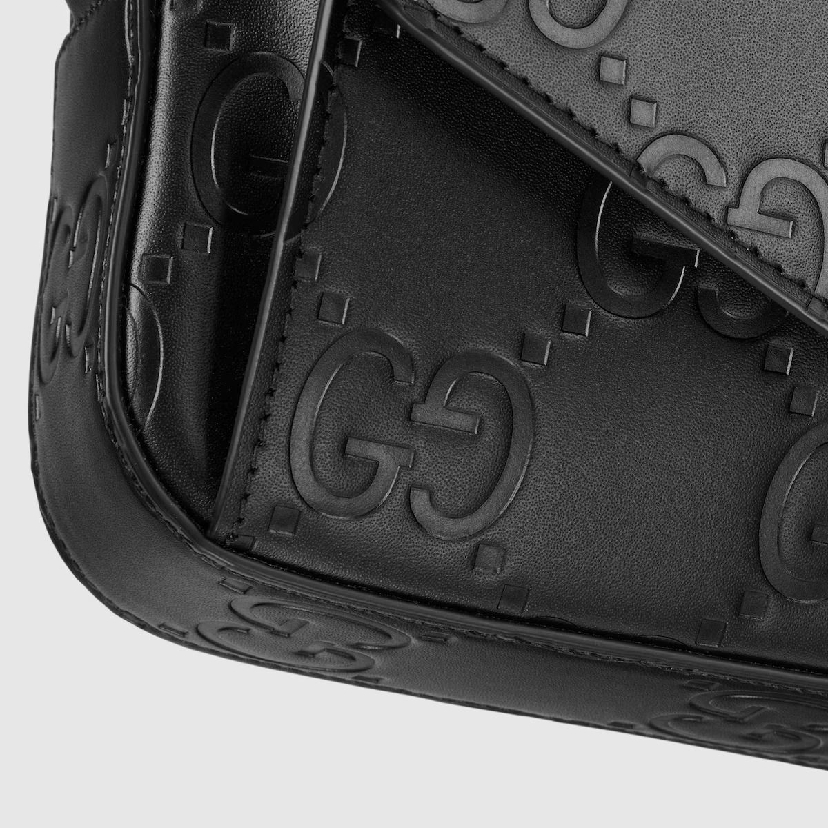 25 新作 GUCCI GGスーパーミニショルダーバッグ (GUCCI