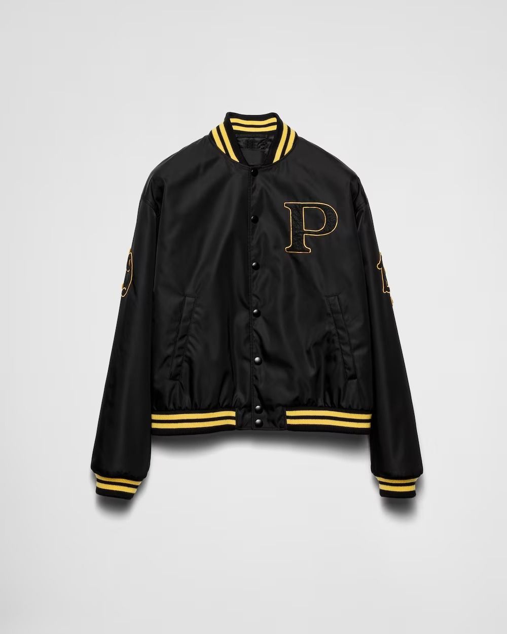 送料無料》 PRADA Re-Nylon bomber jacket with patch (PRADA