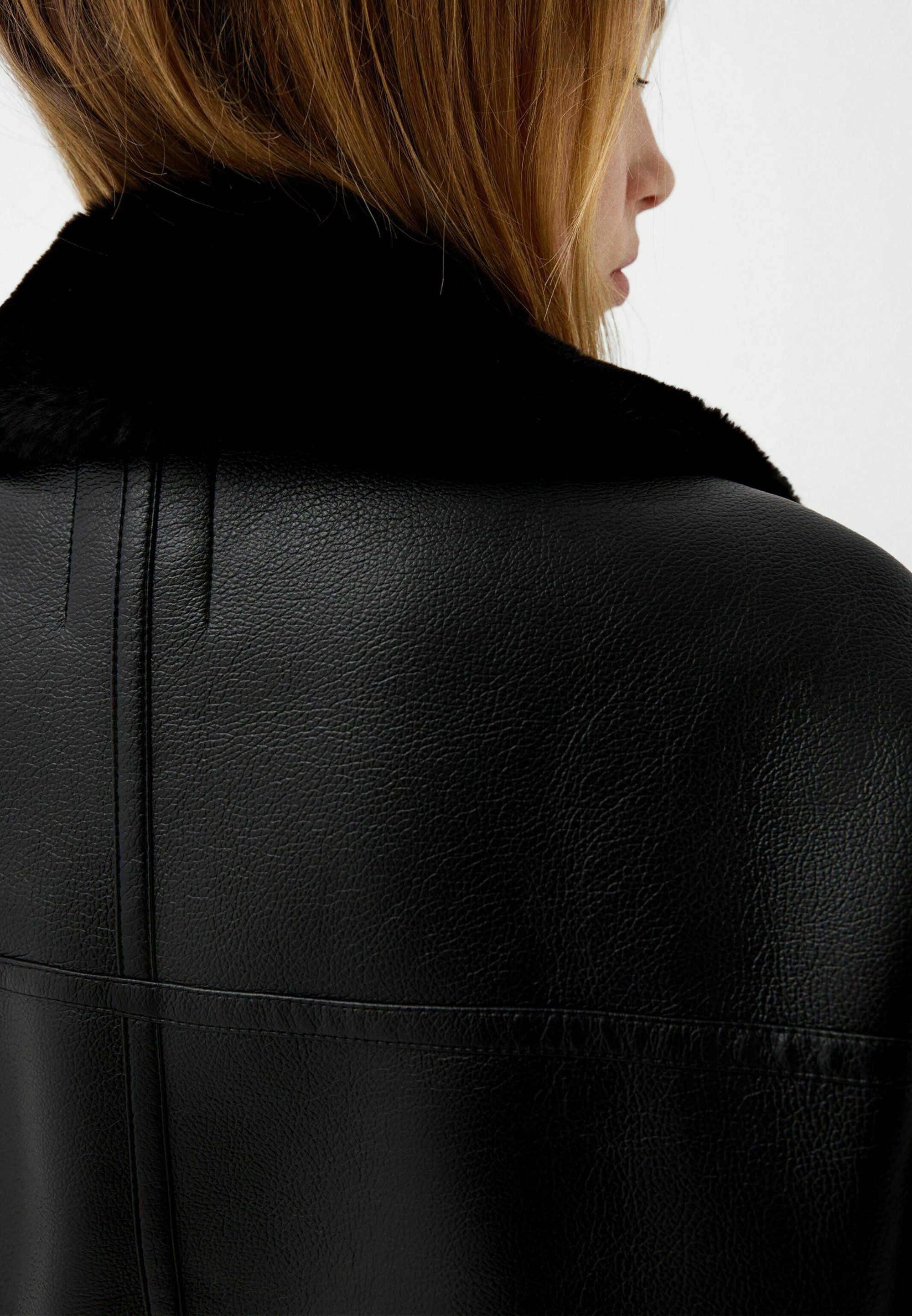 Bershka ファーコート
