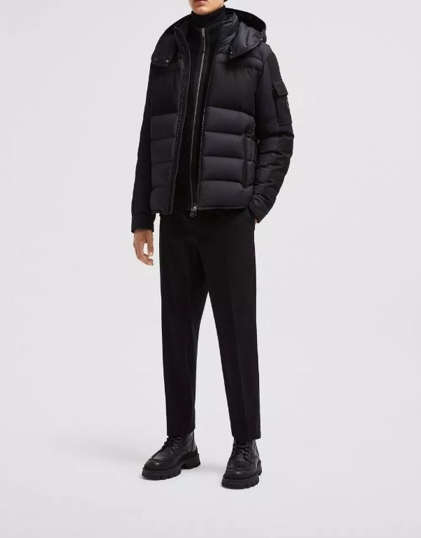 MONCLER 2024/25秋冬新作 ハイネックダウンジャケット BONNELLES MONCLER 2024/25秋冬新作 ハイネックダウンジャケット BONNELLES