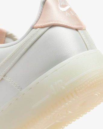 ◆正規品◆NIKE AIR FORCE 1 '07 LV8◆関税/送料無料◆人気◆ ◇正規品◇NIKE AIR FORCE 1 '07 LV8 SAIL(W)◇関税/送料無料