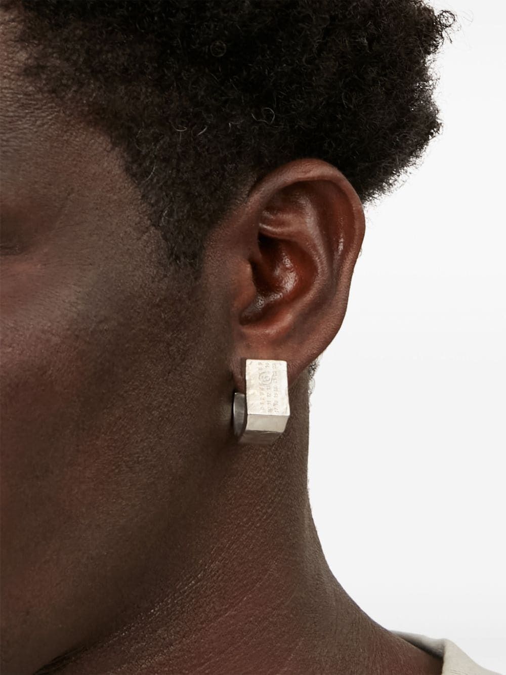 【関税込】人気◆MM6 MAISON MARGIELA◆ナンバー フープ ピアス 国内発送関税込み Maison Margiela ナンバリング フープピアス