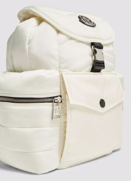 新品 MONCLER Astro ロゴ Backpack もこもこ リュック