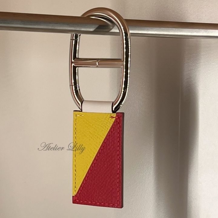 希少 美品 HERMES エルメス キーホルダー キーリング レザー 赤
