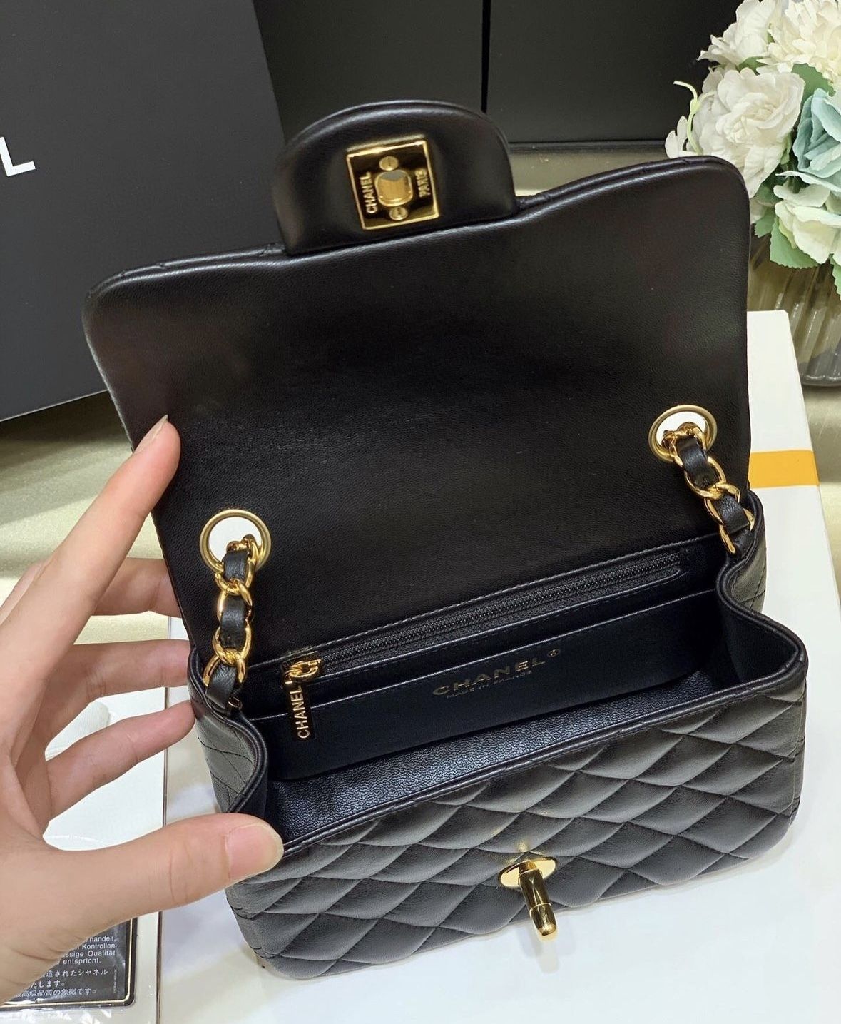 直営店/大人気定番♪】CHANEL ミニ クラシック ハンドバッグ