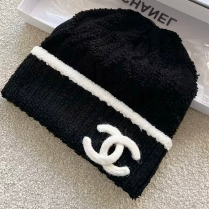 シンプルなデザイン☆》CHANEL ニット帽 (CHANEL/ニットキャップ
