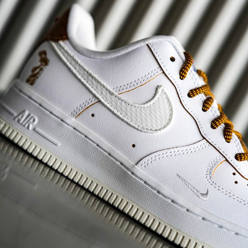 【NIKE】関送無料/ナイキ エア フォース 1 '07 LX / AIR FORCE 1 NIKE】関送無料/ナイキ エア フォース 1 '07 LX / AIR FORCE 1