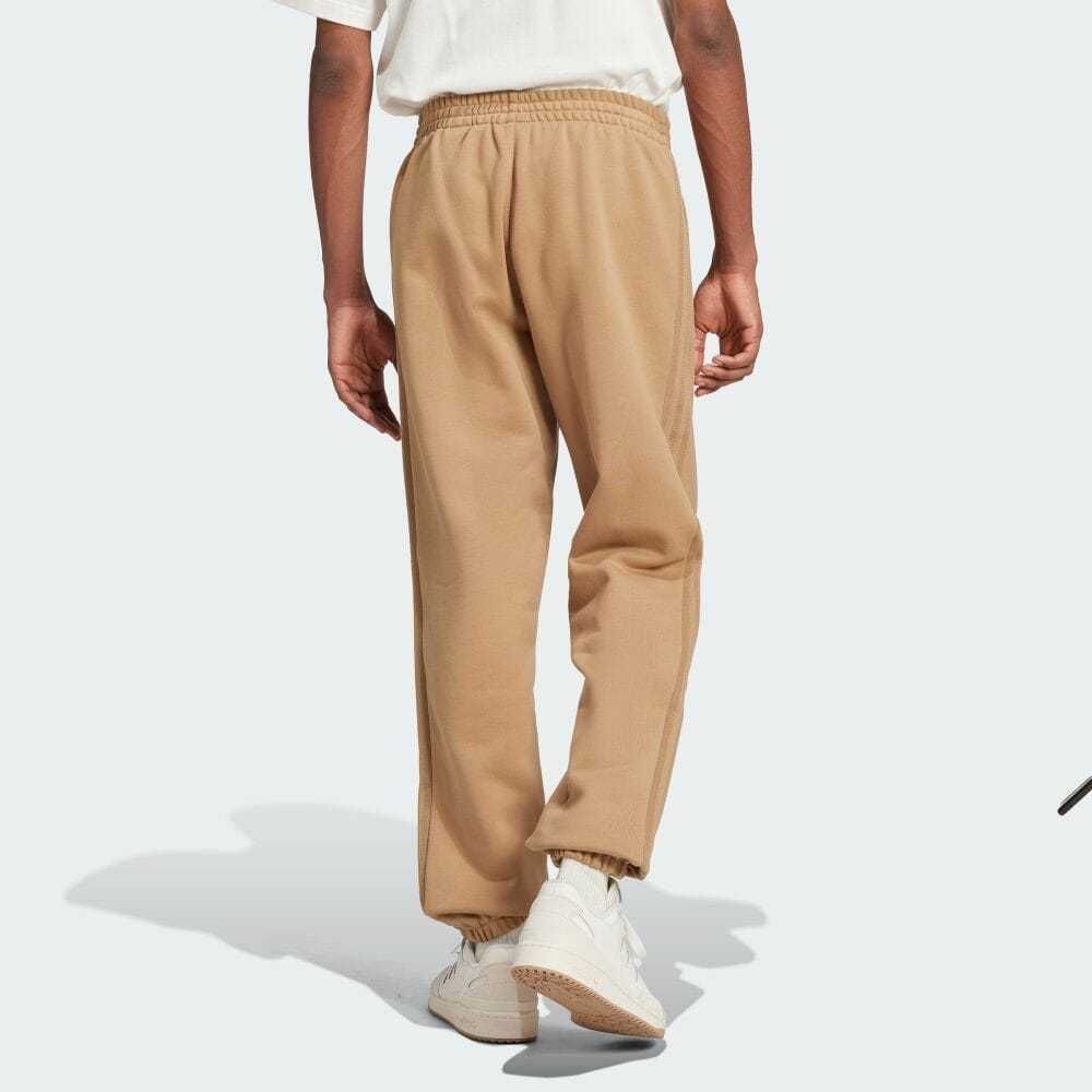 adidas】売り切れ前に！ FIELD ISSUE スウェット セットアップ