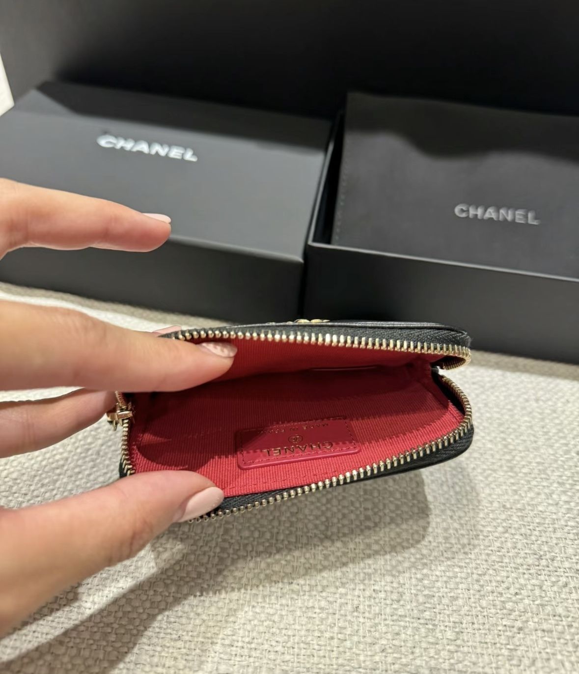 大人気のコインパース☆CHANEL 19 ジップ ミニ財布 ☆大人気コインパース☆】CHANEL 19 ジップ コインパース
