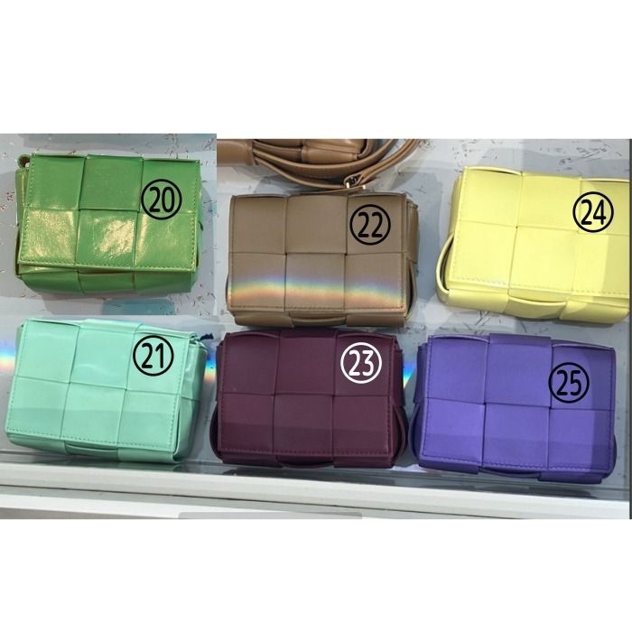 直営店☆BOTTEGA VENETA☆SALE! CASSETTE ショルダーバッグ ボッテガ・ヴェネタ直営店◇アウトレット◇CASSETTE◇ストラップ