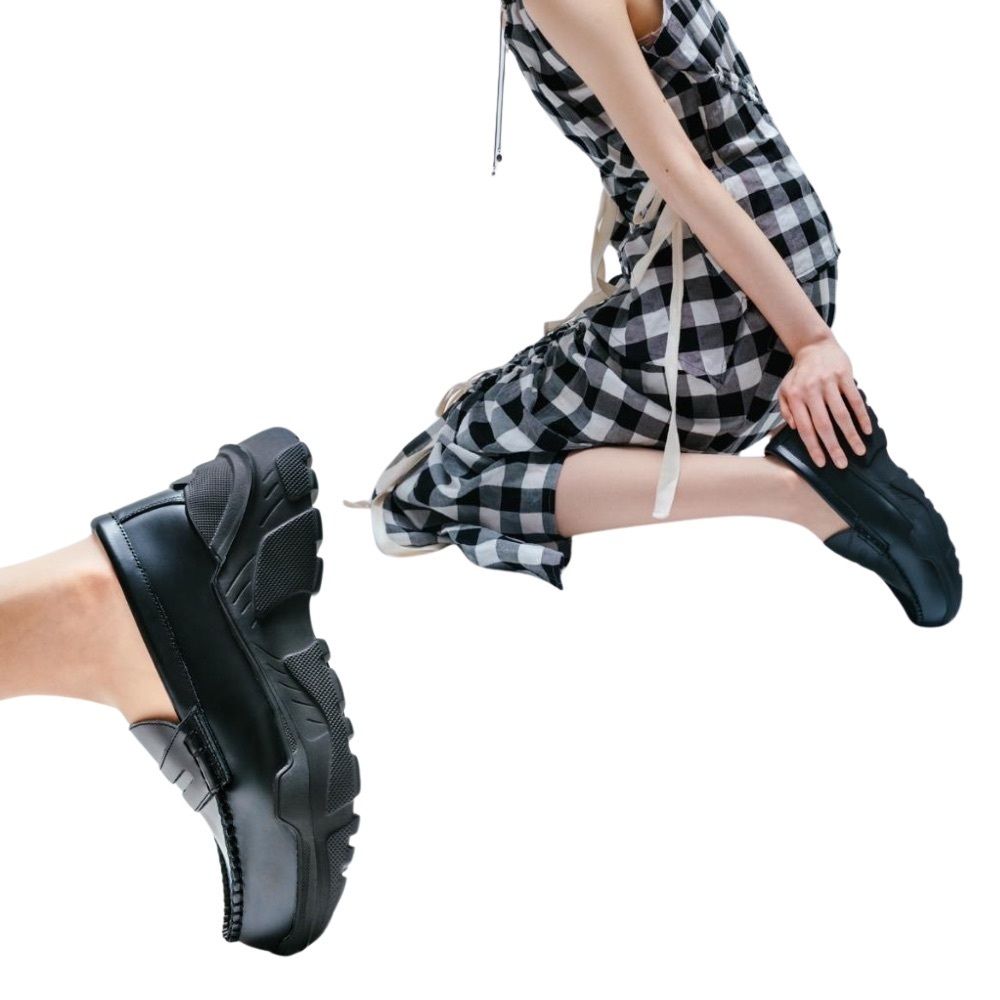 AKIKOAOKI】Regulated Gravity-faux leather BK×BK（合皮
