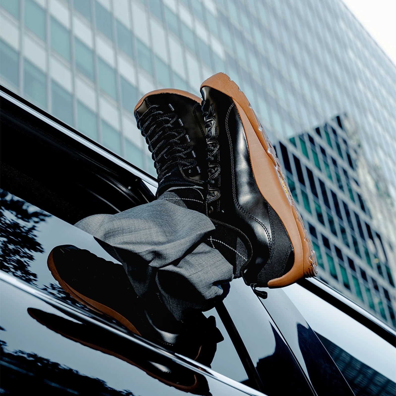 ★KEEN WMNS x HIGHSNOBIETY★ジャスパー★ブラック★ Women's Jasper Sneaker x Highsnobiety | Black/Gum | KEEN