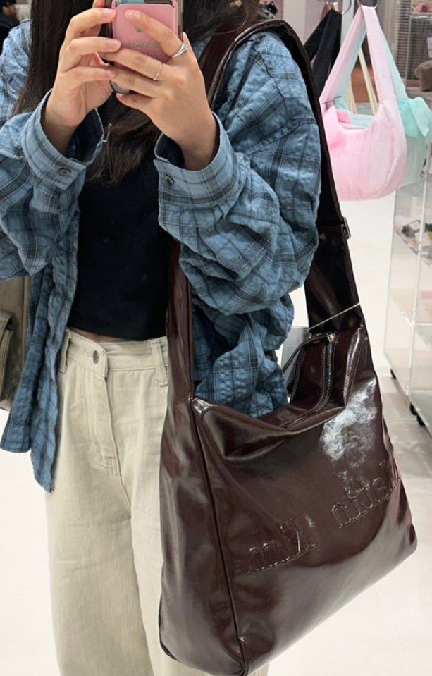 BELTED SHOULDER BAG IN BROWN – Matin Kim