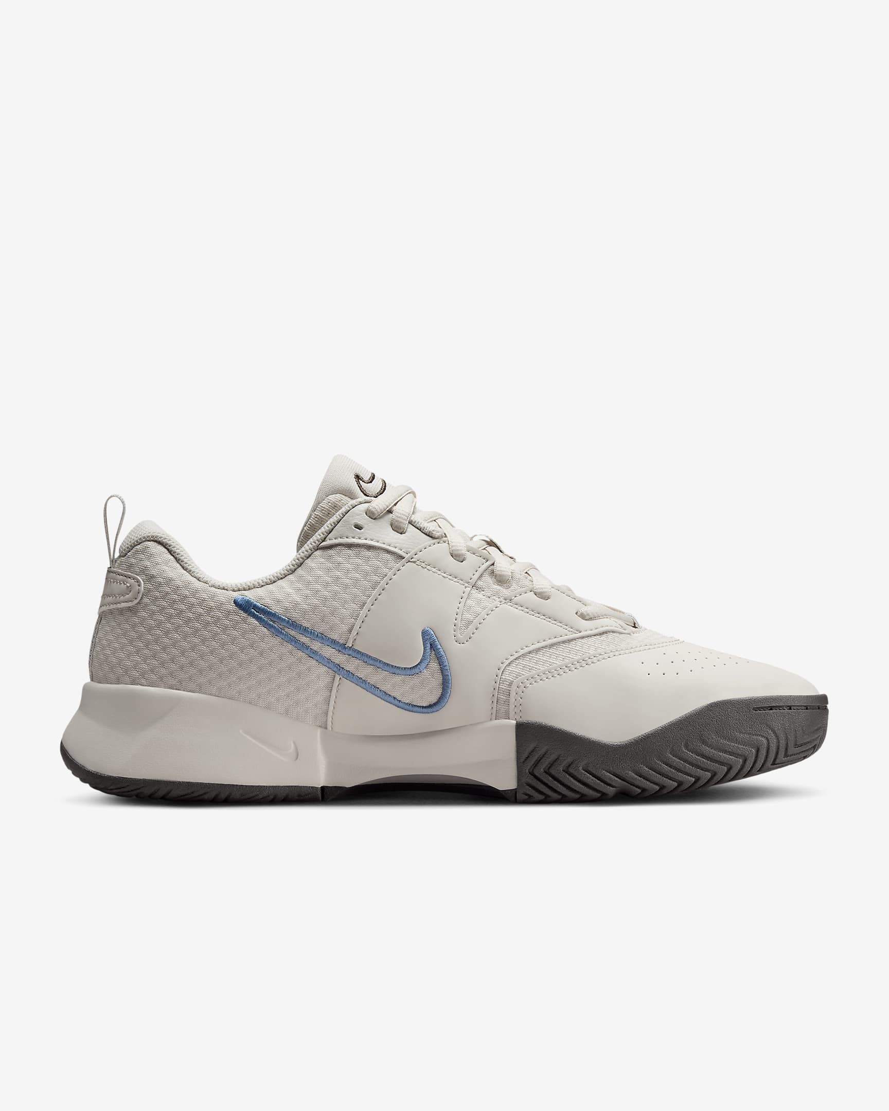 ☆NIKE☆大人気☆COURT LITE 4 HERITAGE☆追跡可 (Nike/シューズ