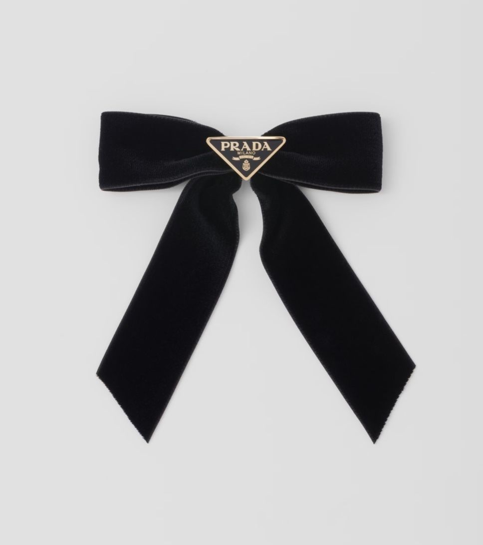 PRADA】☆国内買付-発送☆ベルベット ヘアクリップ リボン