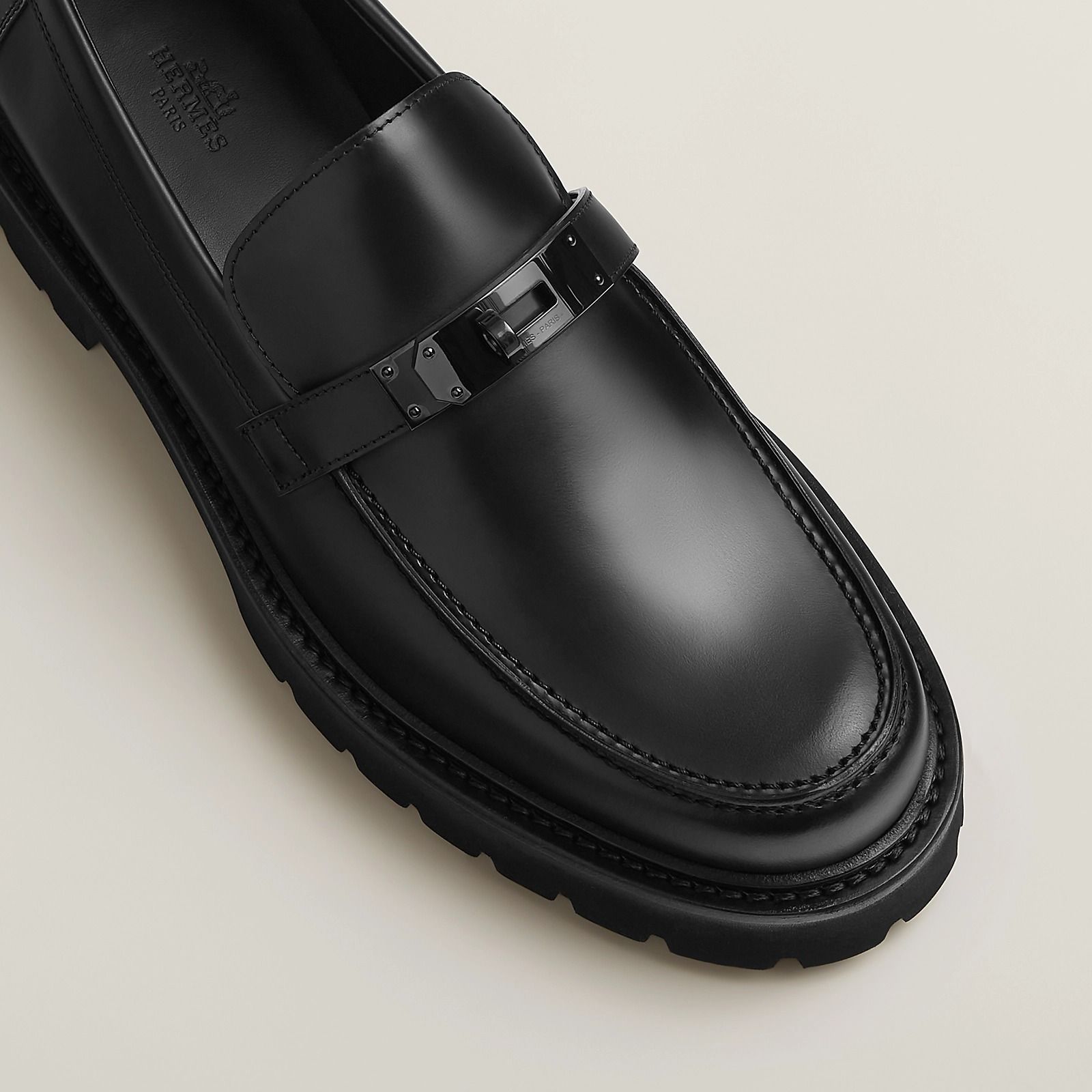 【HERMES】ケリーバックルが印象的☆上質 Icone モカシン men's HERMES】ブラックケリーバックル☆上品 Icone モカシン メンズ
