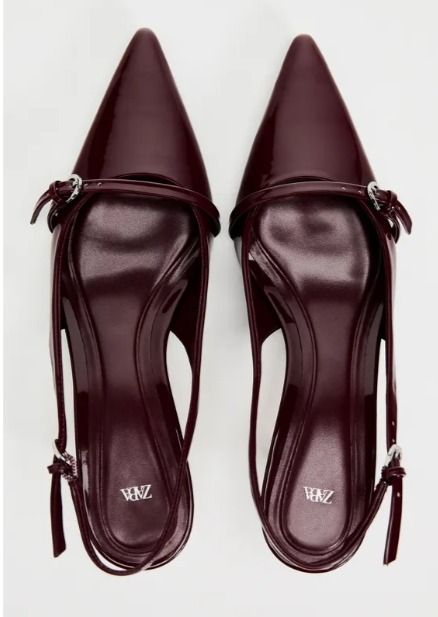 スペイン発送 ZARA バックルスニーカーシューズ レッドボルドー
