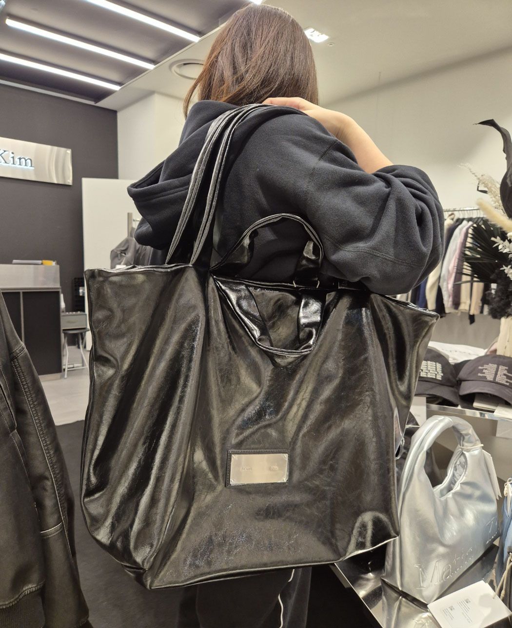 ☆MATIN KIM ☆EMBOSSED LOGO LEATHER MAXI BAG (Matin Kim