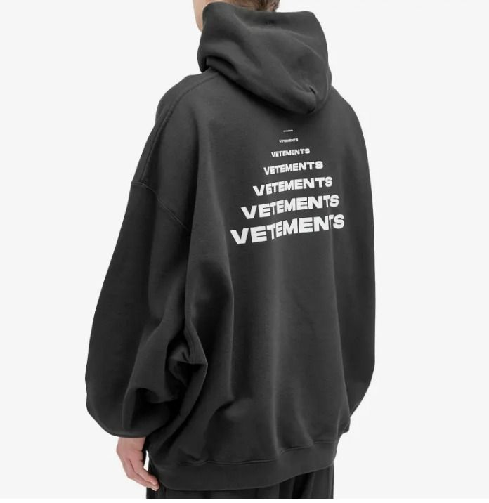 関税送料込【VETEMENTS】ヴェトモン ピラミッド ロゴパーカー