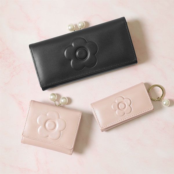 すぐ届く MARY QUANT* パッチワーク ウォレット 二つ折り財布