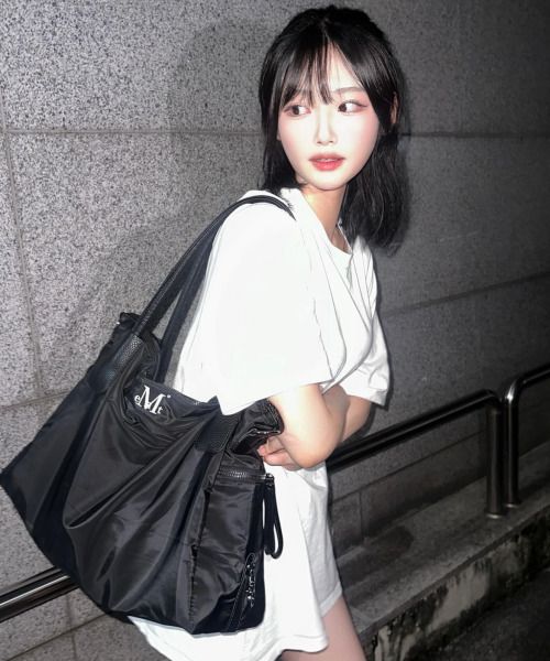 MUCENT 4-way signature logo unisex tote bag P00000LD2