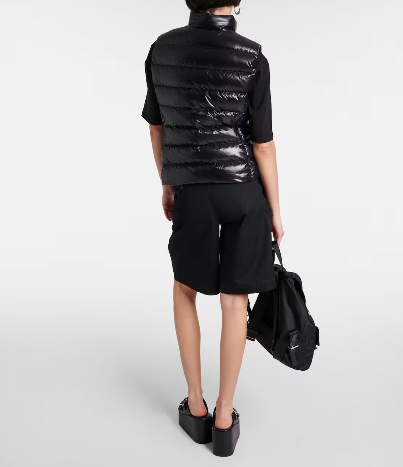 【希少】MONCLER Ghany ロゴ入り キルティングダウンベスト ２色 希少】MONCLER Ghany ロゴ入り キルティングダウンベスト 2色