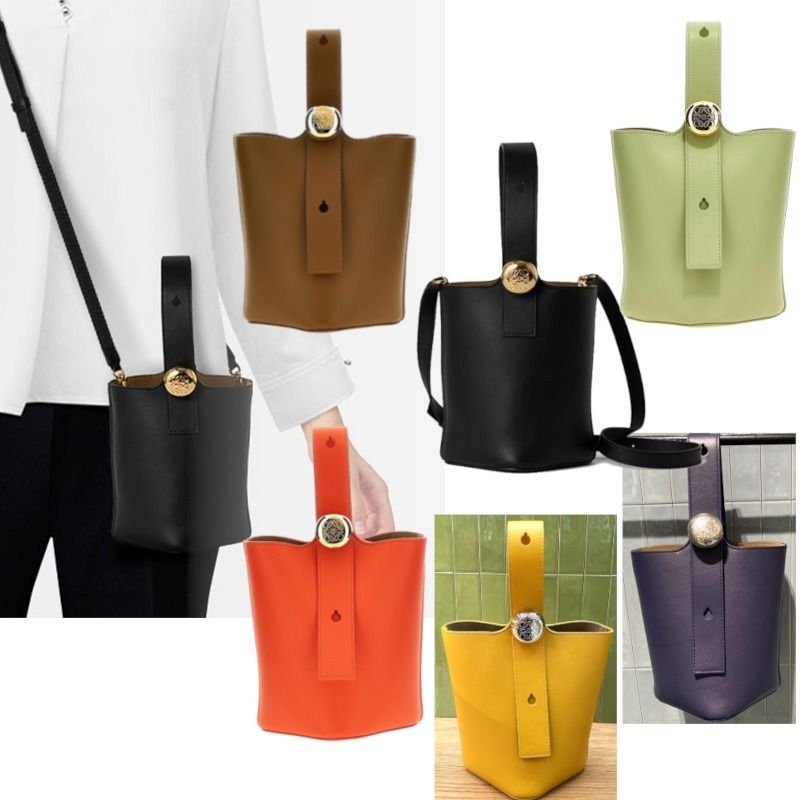 LOEWE ペブル ミニ ハンドバッグ 2way カーフレザー マグネット LOEWE ロエベ ハンドバッグ PEBBLE BUCKET MINI ペブル バケット