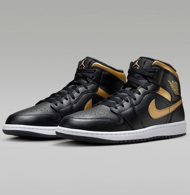 NIKE エアジョーダン Jordan AJ1 メタリックゴールド スニーカー 11/13発売】NIKE AIR JORDAN 1 MID SE 