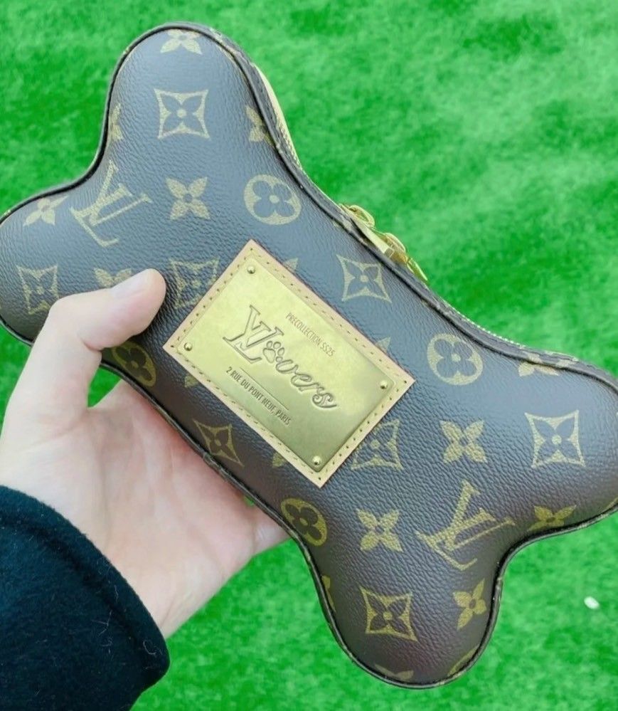 遊び心 ルイヴィトン ボーンウェアラブル ウォレット 可愛い♡】ルイヴィトン ボーン・ウェアラブルウォレット (Louis