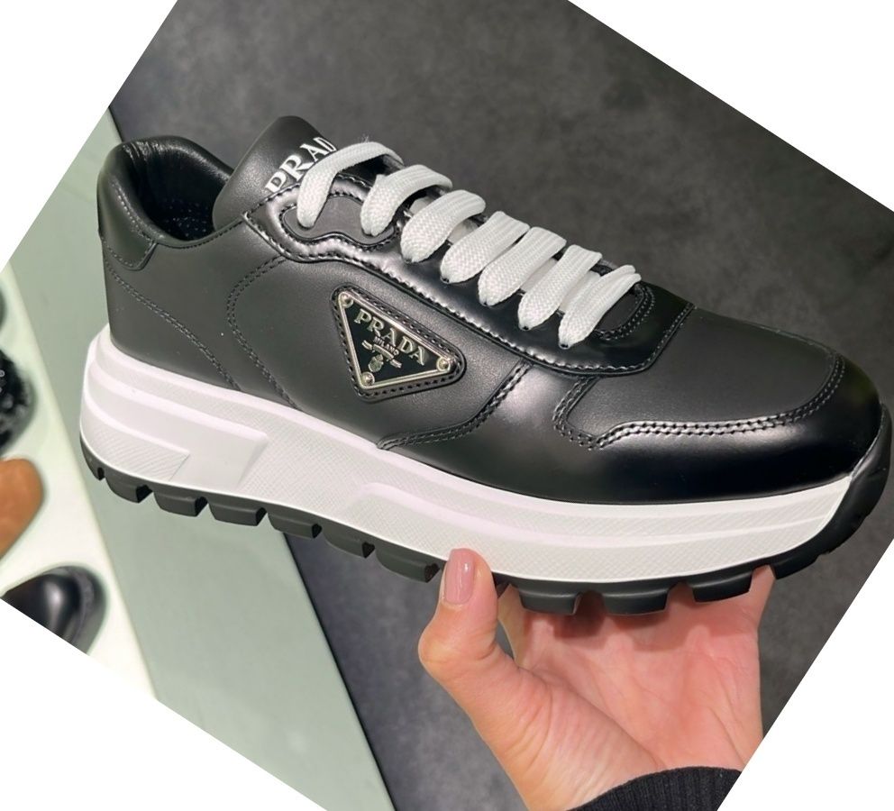【PRADA】スニーカー 1E553L_ 3LGO_F0632★関税送料込み ♢PRADA♢トライアングルロゴスニーカー☆正規品☆ (PRADA
