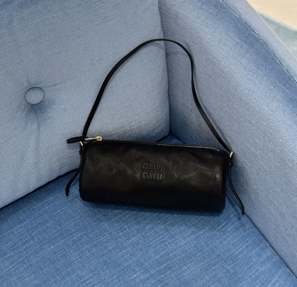 miumiu】ナッパレザー ポーチ/ハンドバック 【新品未使用】