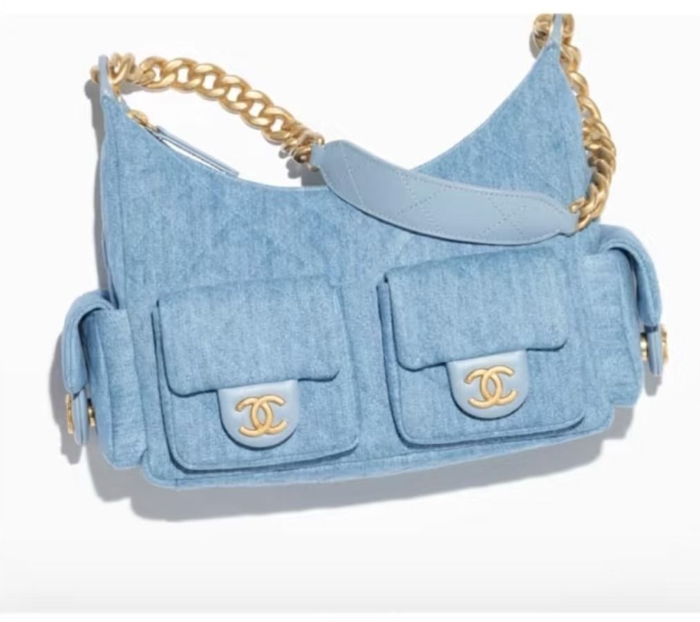【CHANEL】ココビーチ デニム ホーボーバッグ ショルダー 25C☆大人気☆》CHANEL デニムホーボーバック (CHANEL