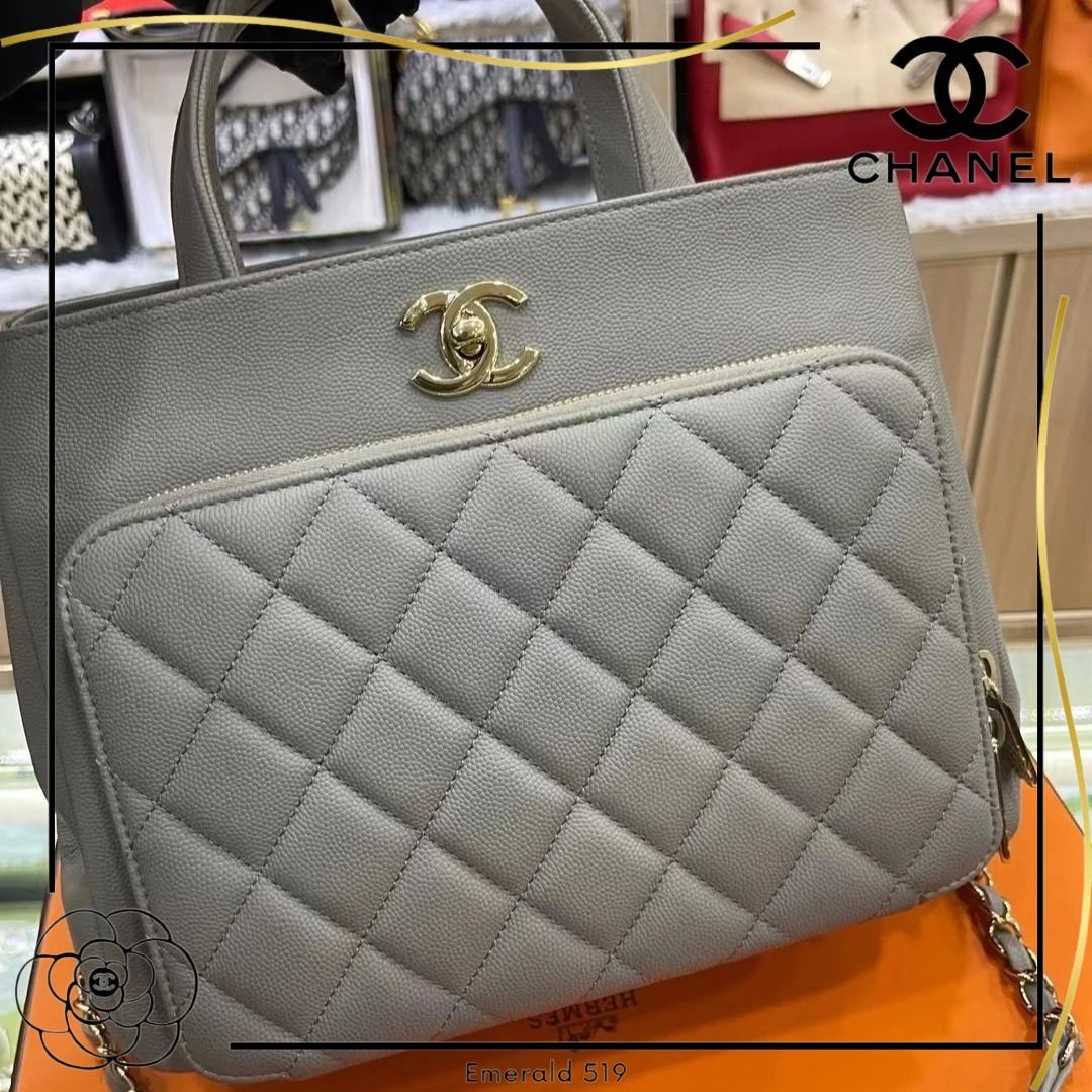CHANEL グレー ベージュ トートバッグ 保存袋付き CHANEL（トートバッグ ・ グレー/灰色系）のフリマアイテム一覧
