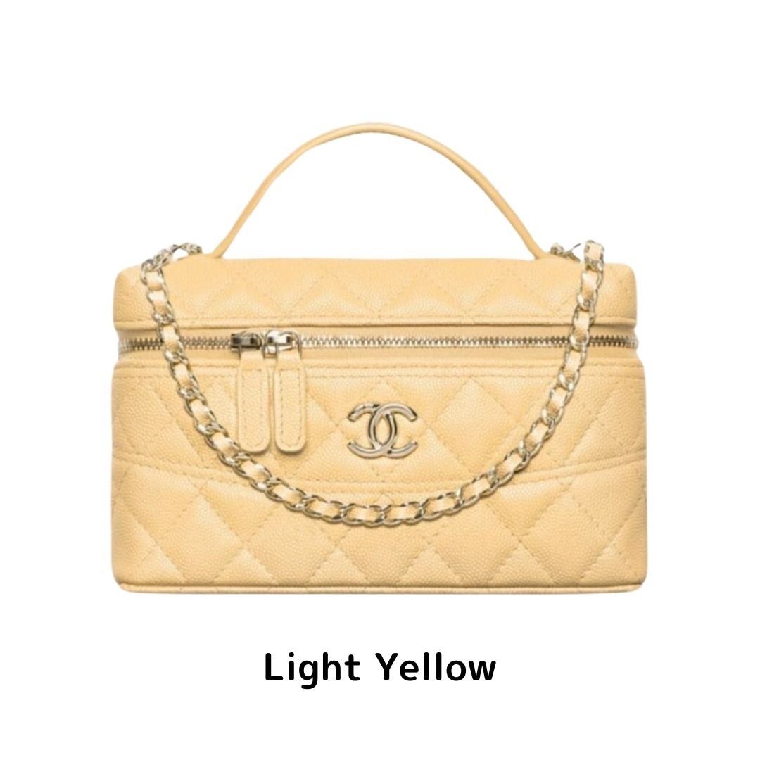 可愛い形♪収納も◎】CHANEL チェーンロングバニティバッグ