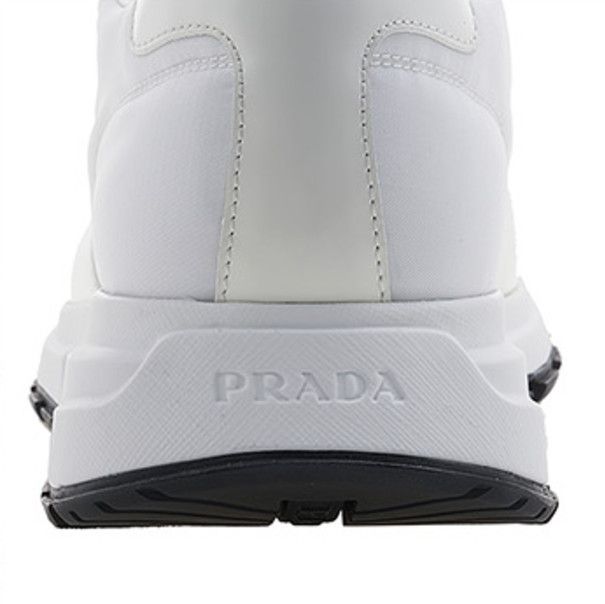 【PRADA】2EG483 トライアングルロゴ レザースニーカー PRADA】セール！2EG483 ロゴ おしゃれ レザースニーカー (PRADA